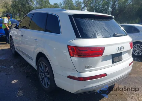 2017 Audi Q7 3.0T Premium из США, поврежденный, VIN WA1LAAF77HD006610